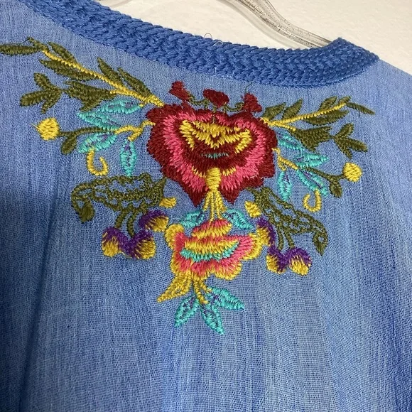 Scully NEW Embroidered Chambray Blouse Bell Sleeves NWT XL - Picture 5 of 8